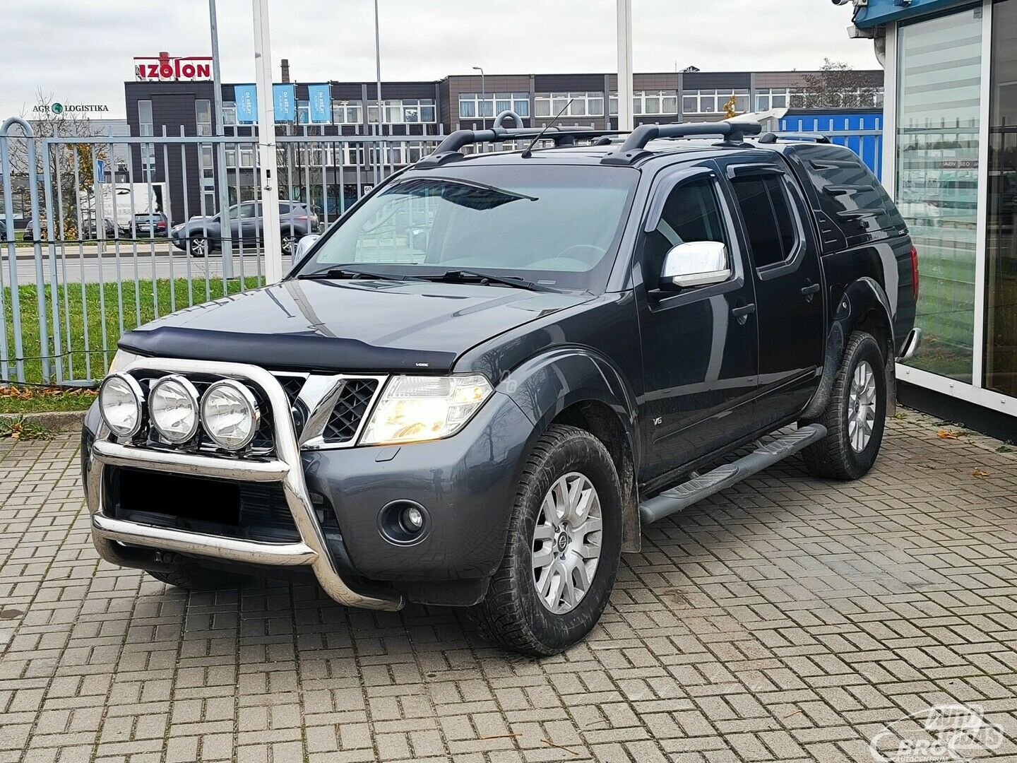 Nissan Navara 3.0 dCi D40 4WD Auto 2014 m