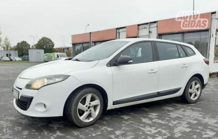 Renault Megane 2012 m Universalas