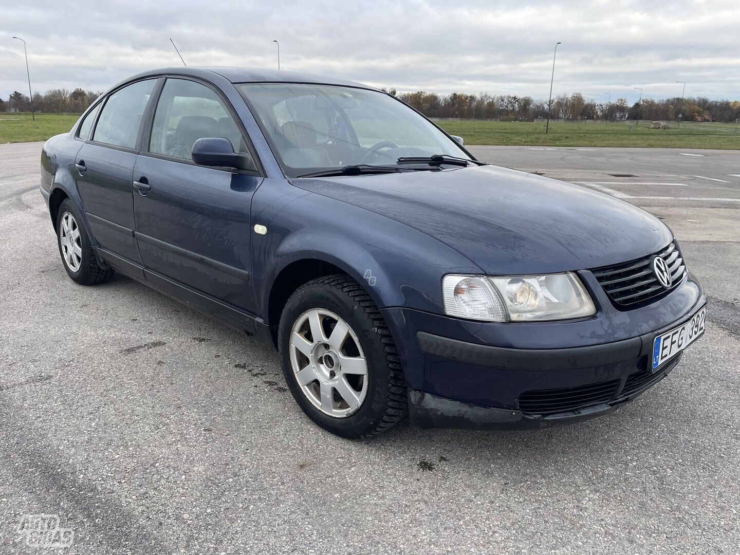 Volkswagen Passat 1998 y Sedan