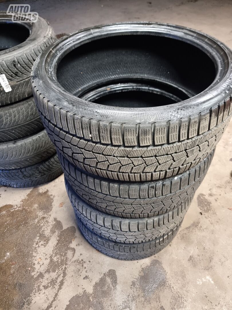 Continental Wintercontact TS860 R20 winter tyres passanger car