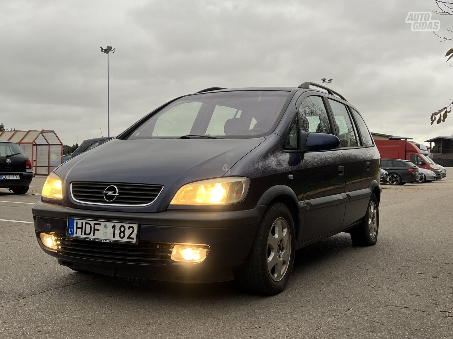 Opel Zafira 2000 y Hatchback