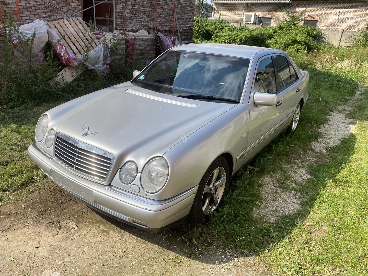 Mercedes-Benz E 320 W210 1996 y