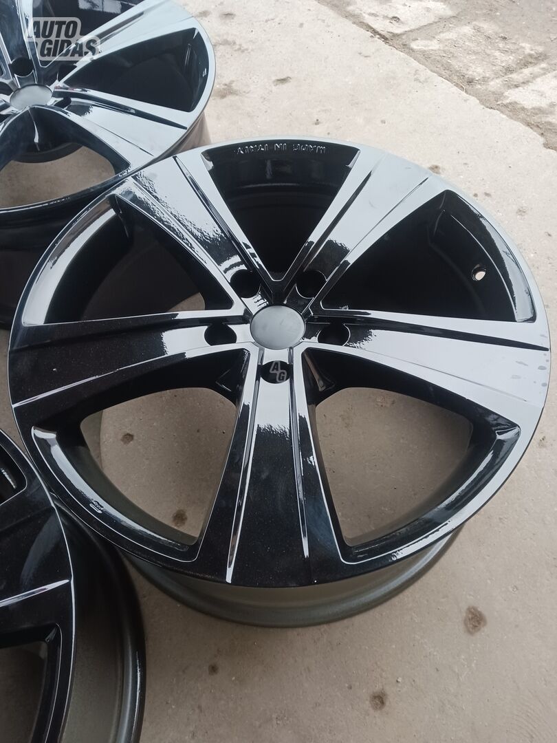 MAK light alloy R20 rims