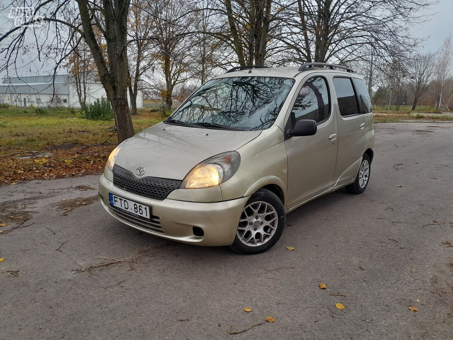 Toyota Yaris Verso D-4D 2002 m