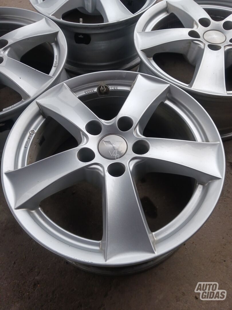 Mitsubishi light alloy R16 rims