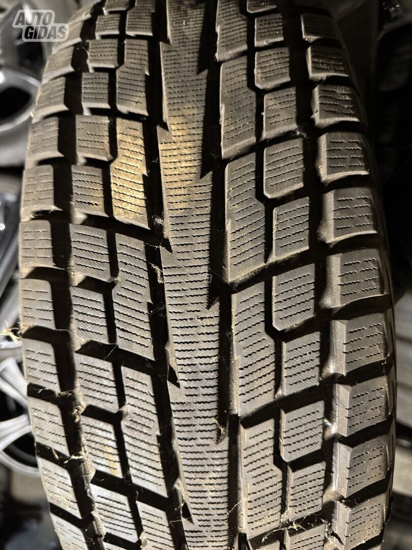 Yokohama Geolandar R17 winter tyres passanger car