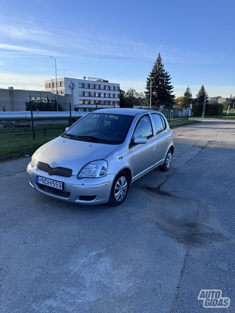 Toyota Yaris 2003 y Hatchback