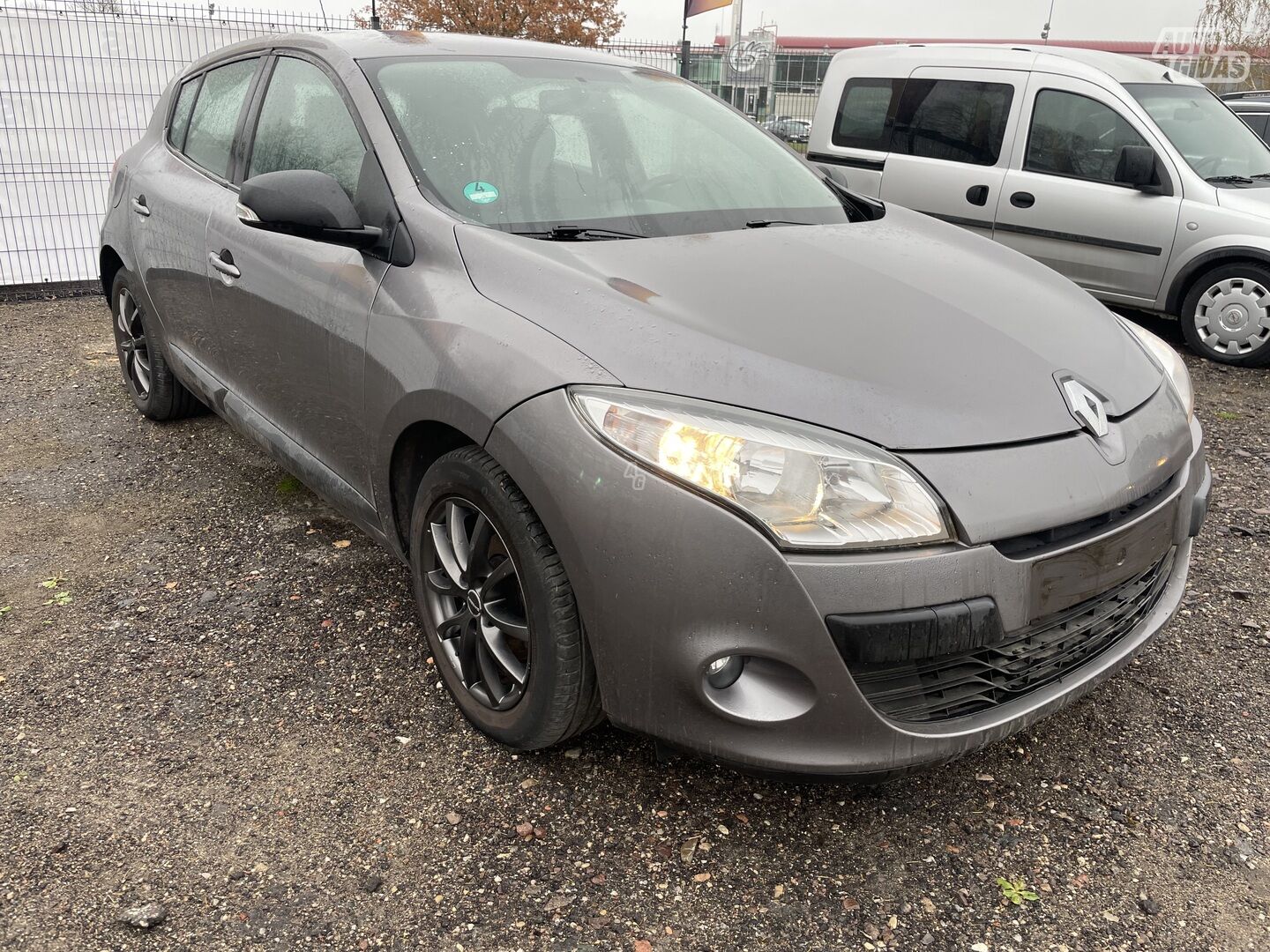 Renault Megane 2011 г Хэтчбек