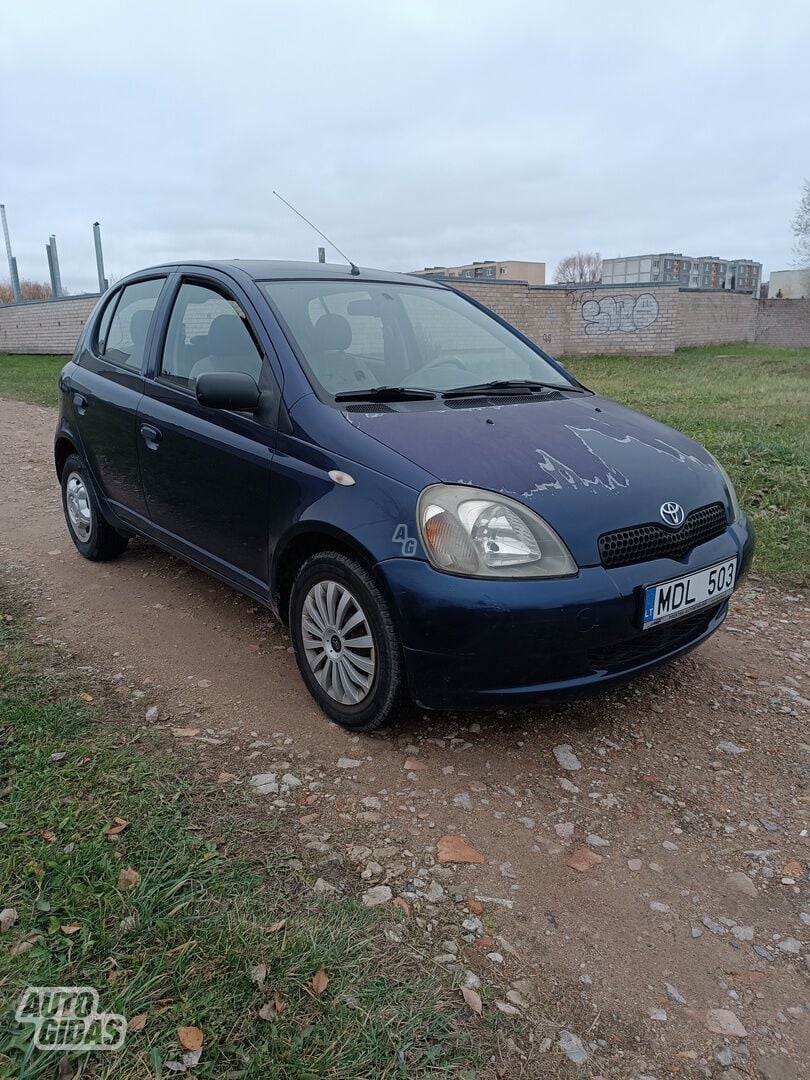 Toyota Yaris 2000 y Hatchback