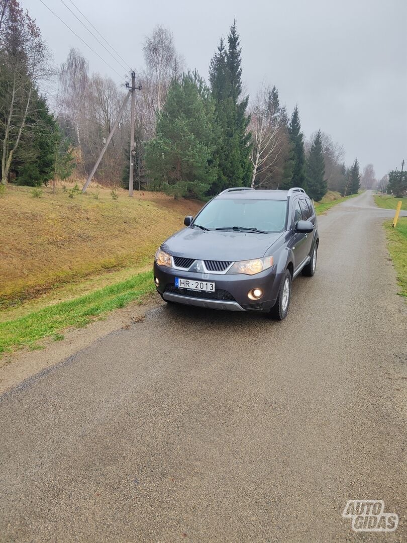 Mitsubishi Outlander II 2007 m