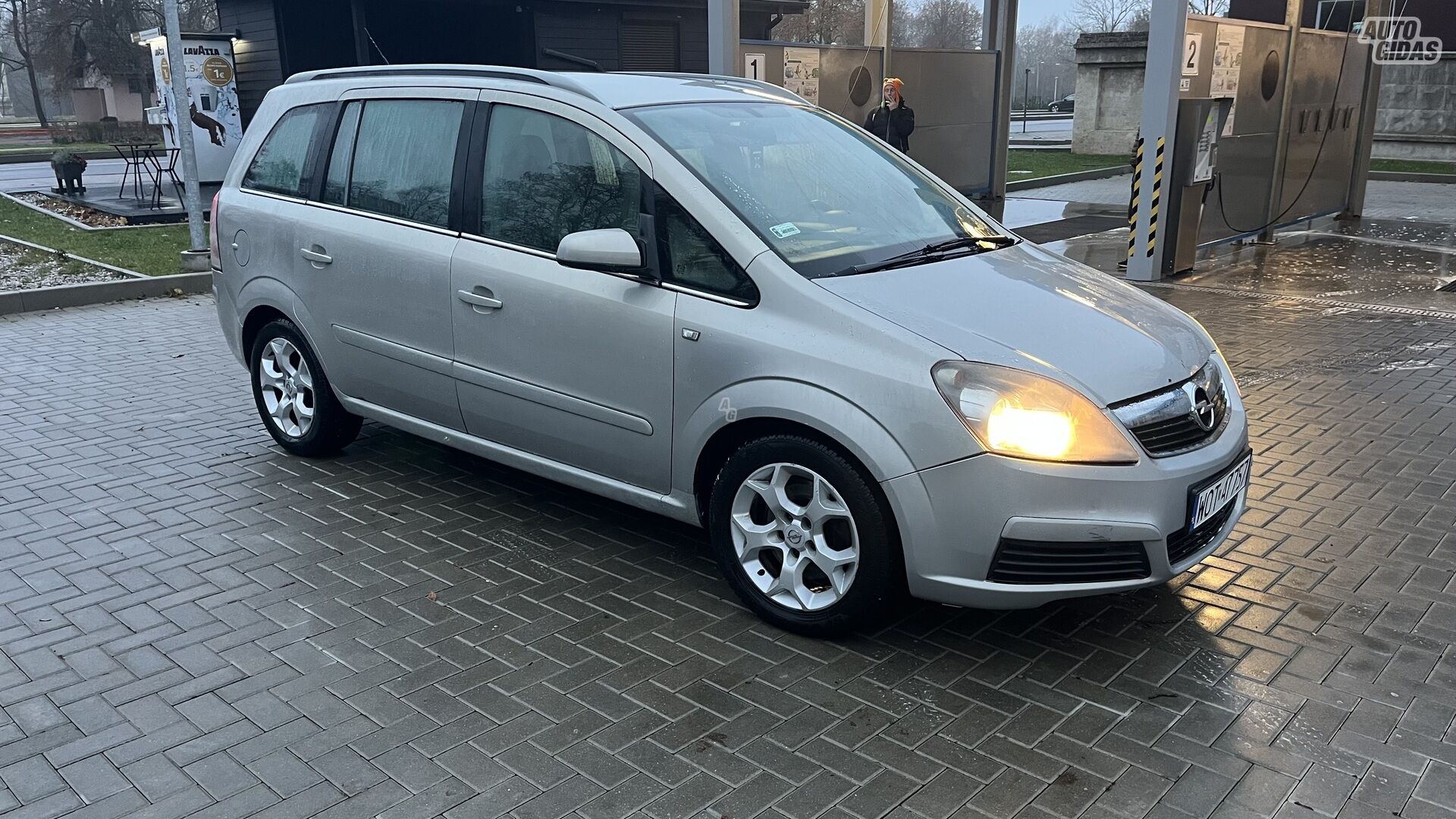 Opel Zafira 2006 г Минивэн