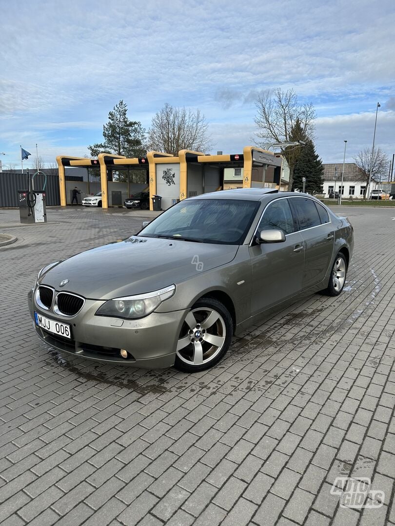 Bmw 530 2004 m Sedanas