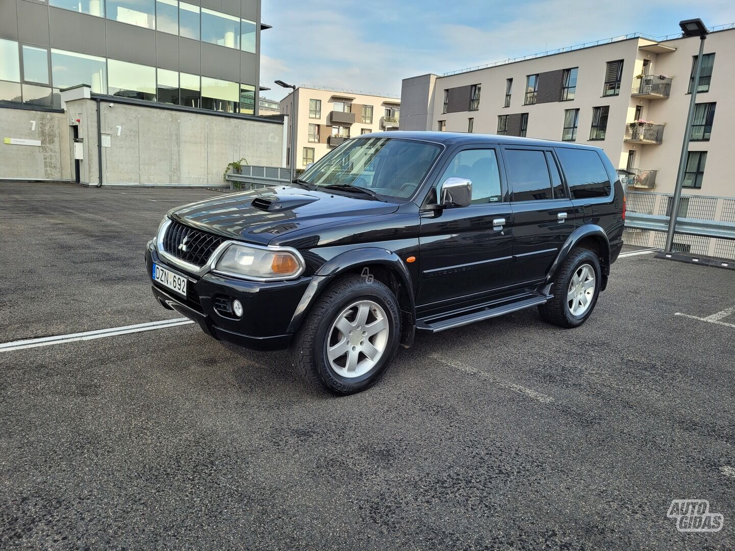 Mitsubishi Pajero IO 2003 m