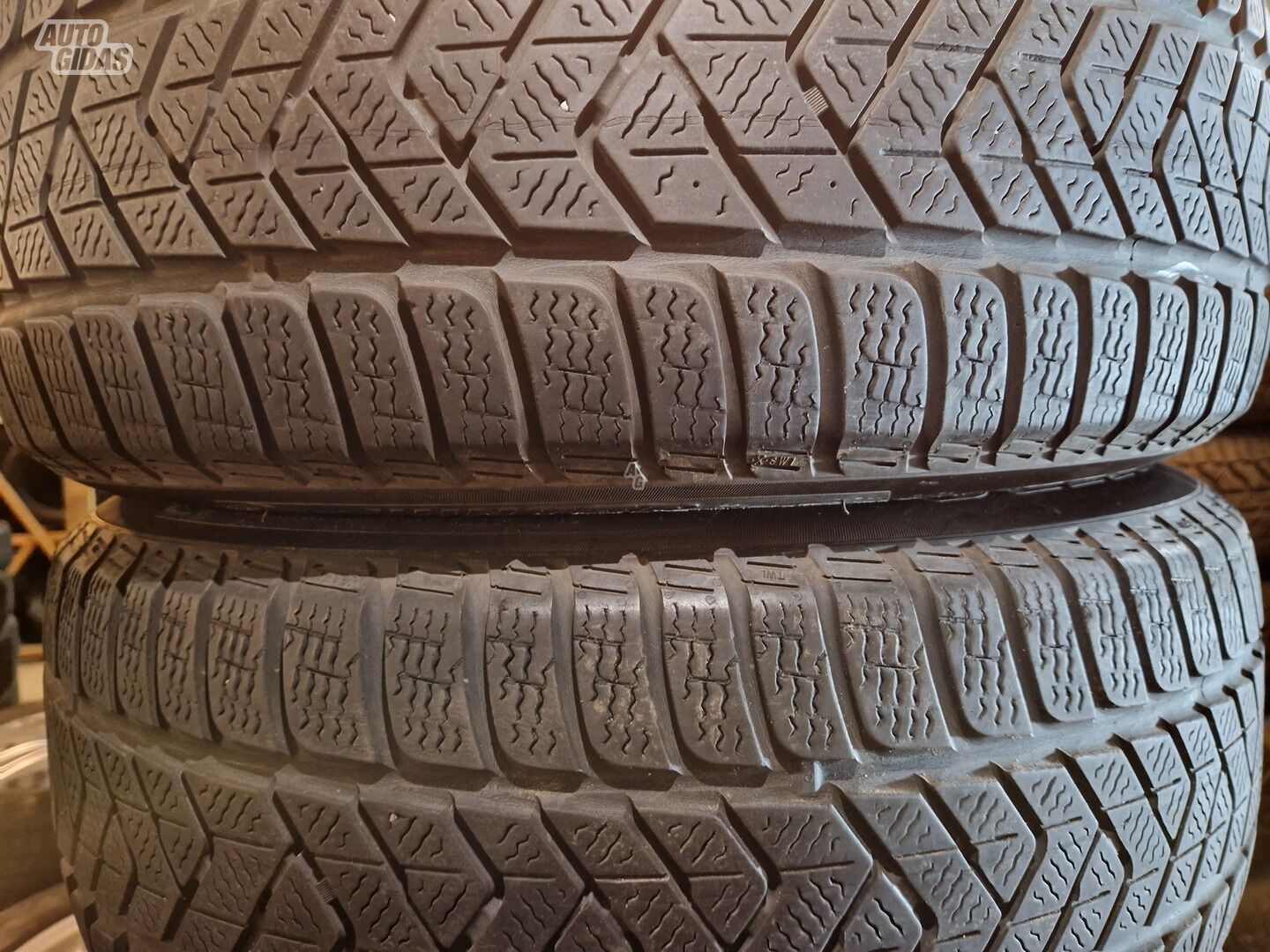 Pirelli 5-6mm R16 winter tyres passanger car