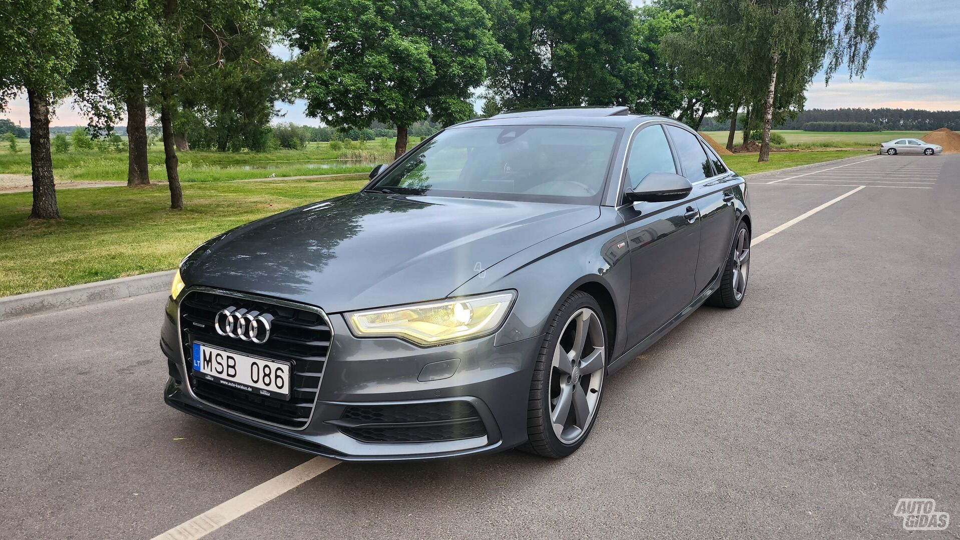 Audi A6 2012 y Sedan