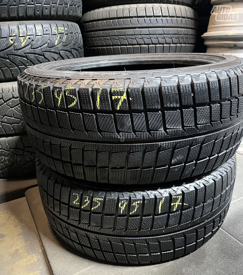 Goodride WINTER R17 winter tyres passanger car