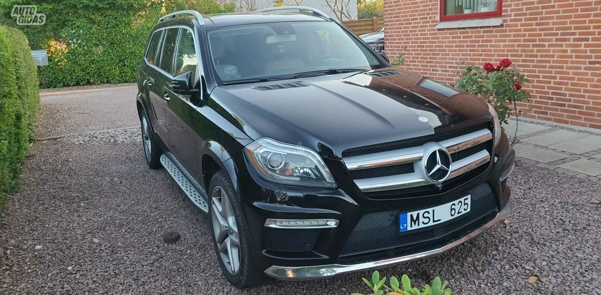 Mercedes-Benz GL 550 2014 y Off-road / Crossover