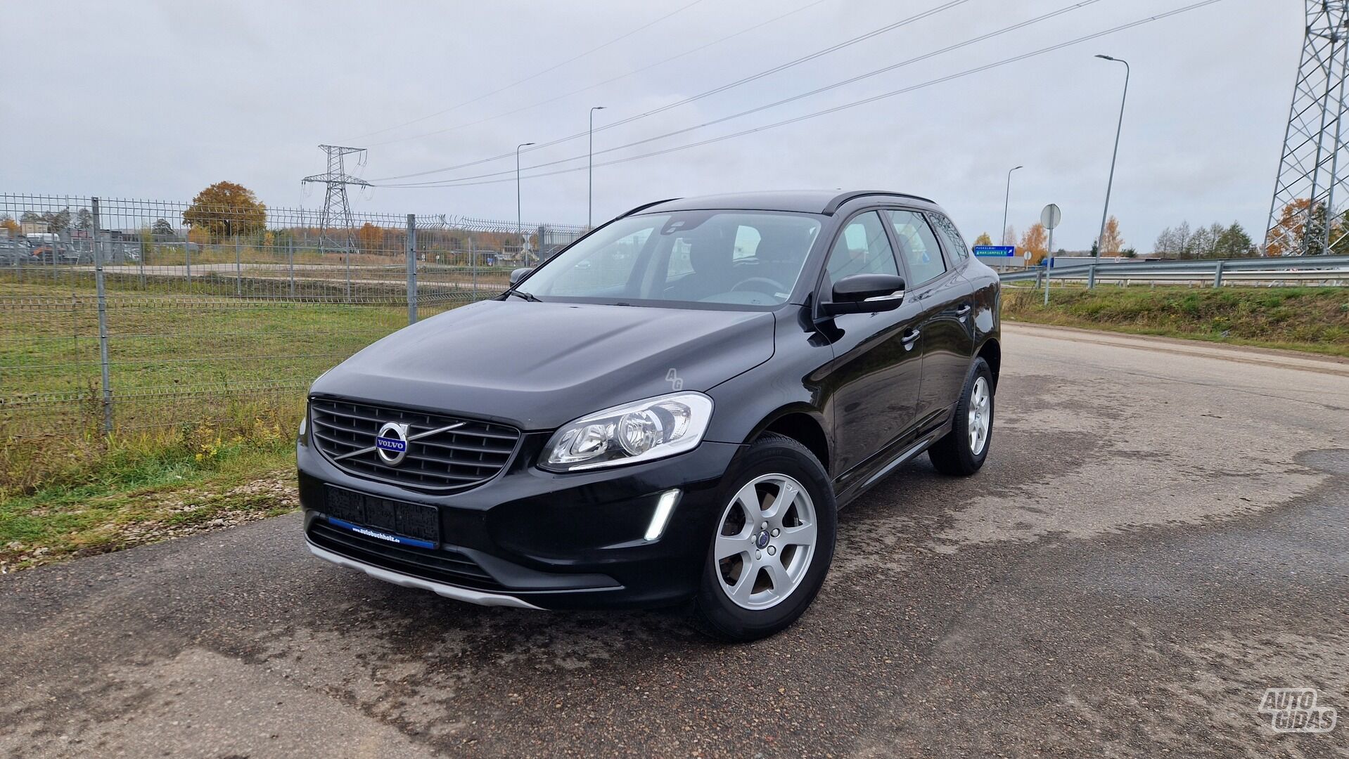 Volvo XC60 2015 y Off-road / Crossover