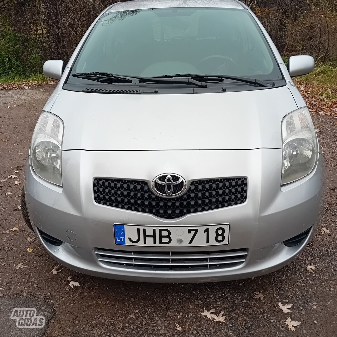 Toyota Yaris 3100 2007 m