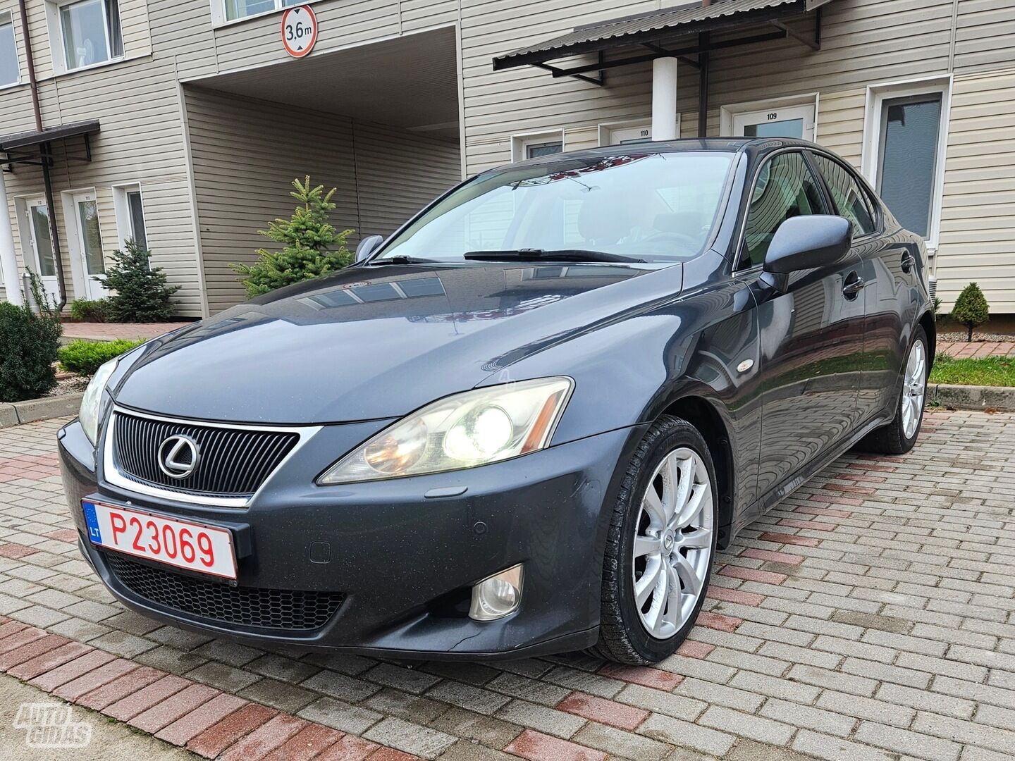 Lexus IS 220 2007 г Седан