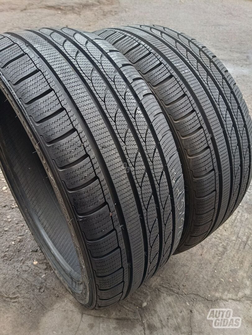 Imperial R19 universal tyres passanger car