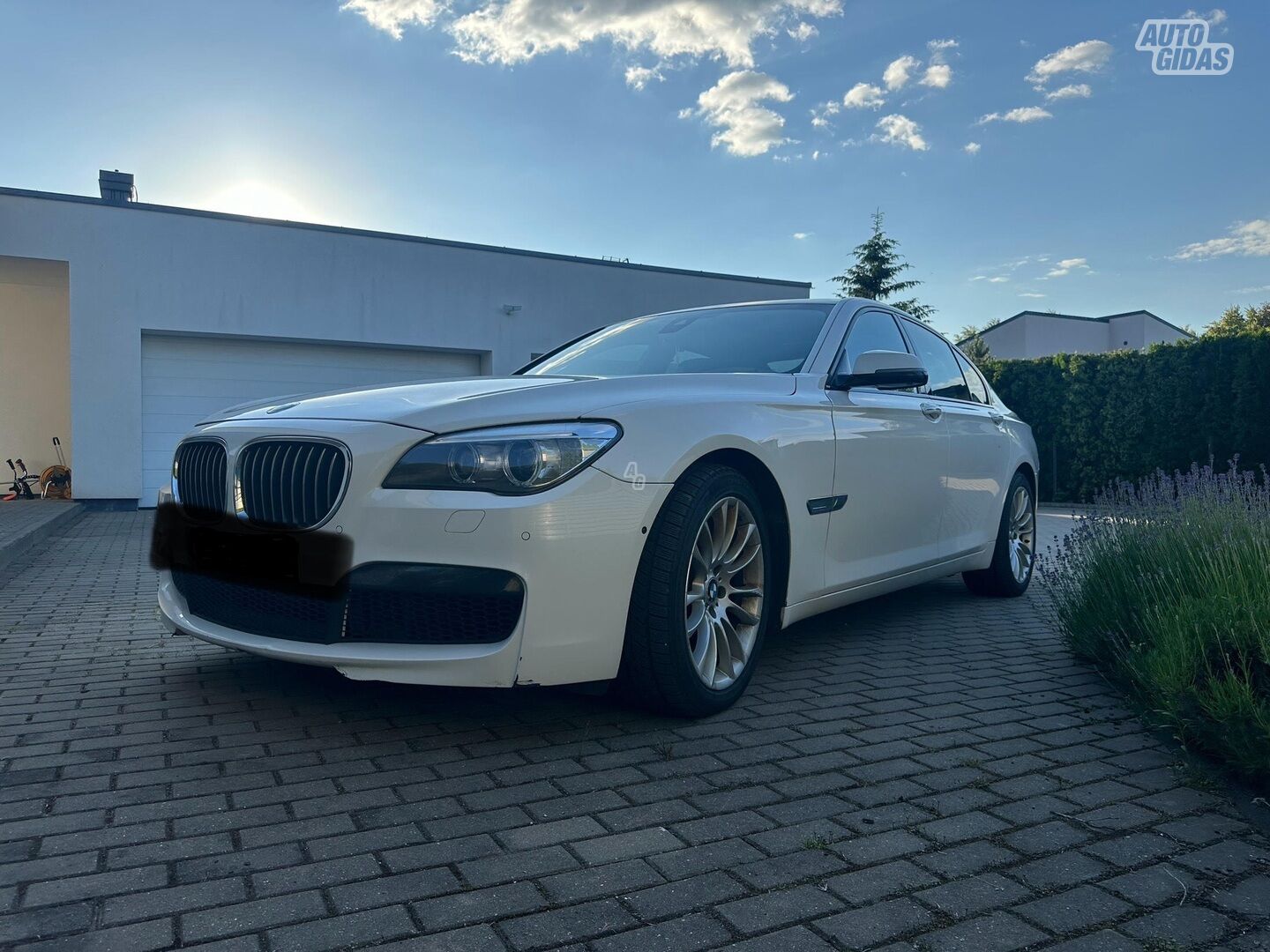 Bmw 750 2014 г Седан