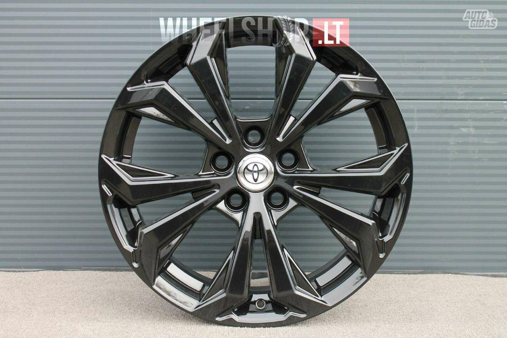 Toyota EU-Y1133 style Black light alloy R18 rims