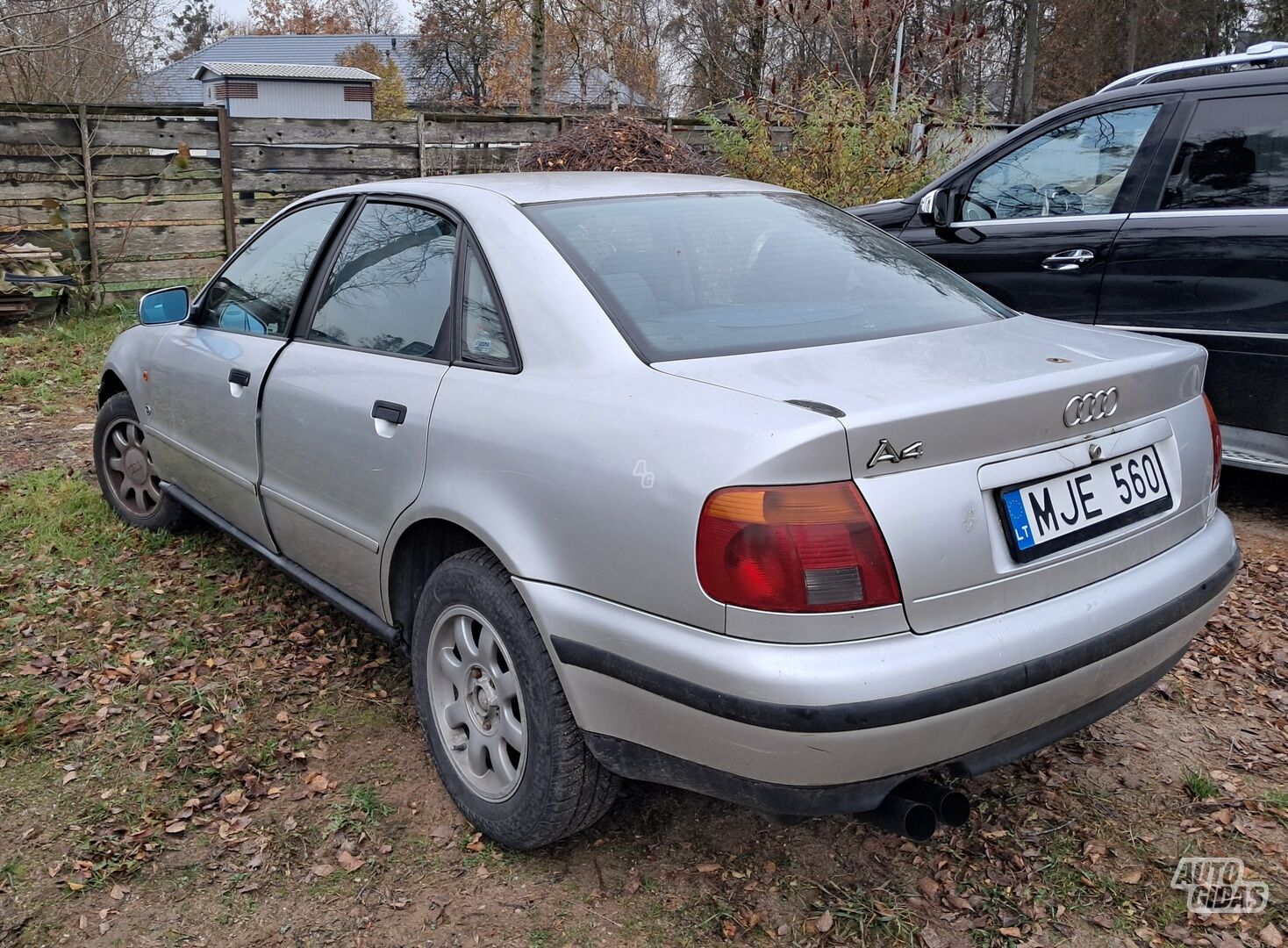 Audi A4 B5 1994 y