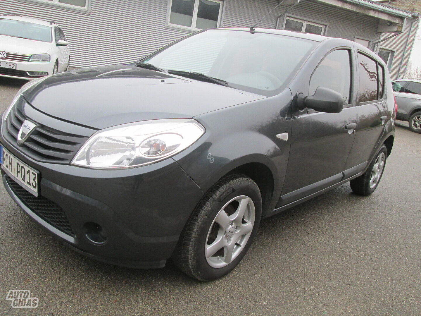 Dacia Sandero 2009 г Хэтчбек