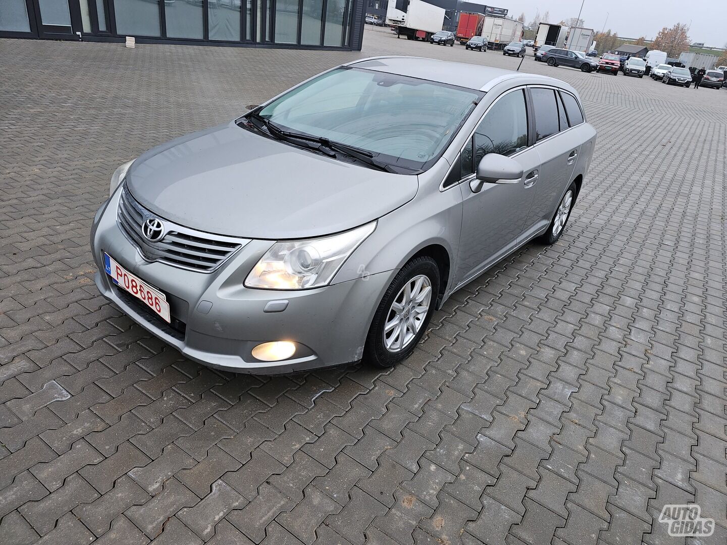 Toyota Avensis 2010 г Универсал