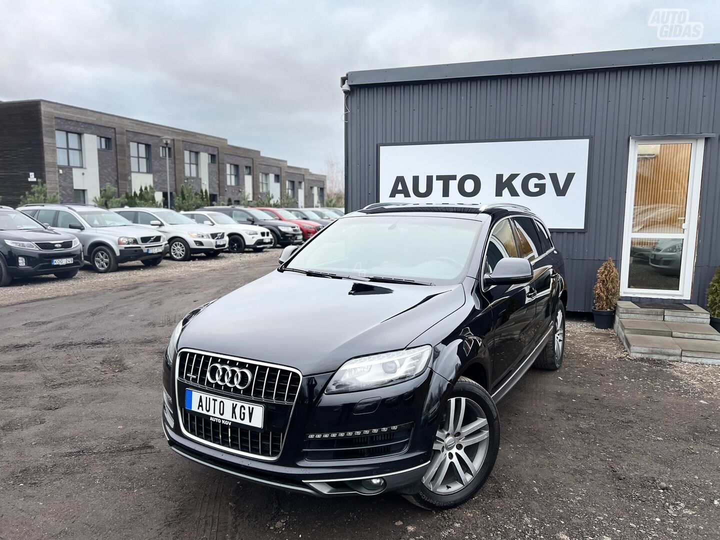 Audi Q7 2011 г Внедорожник / Кроссовер