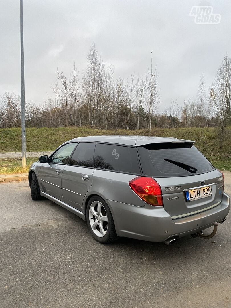 Subaru Legacy 2005 m Universalas