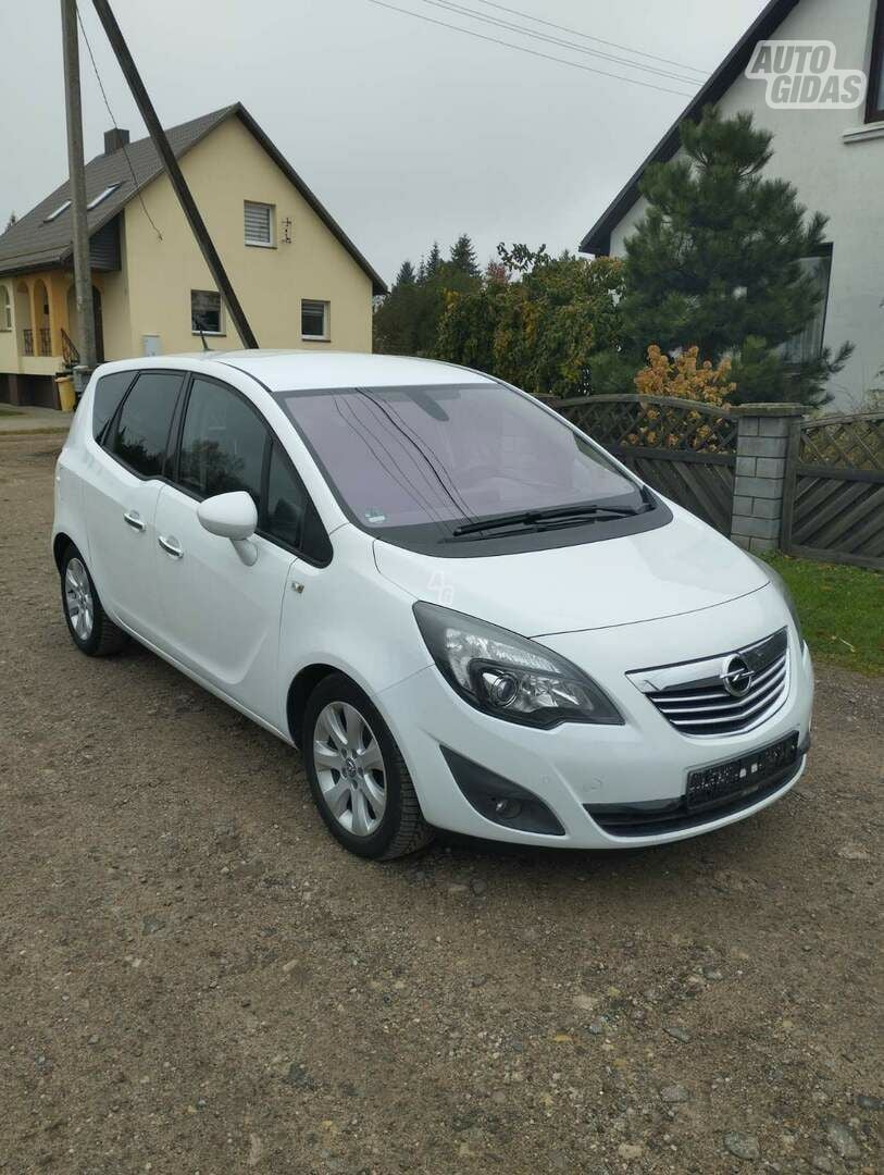 Opel Meriva 2011 m Vienatūris