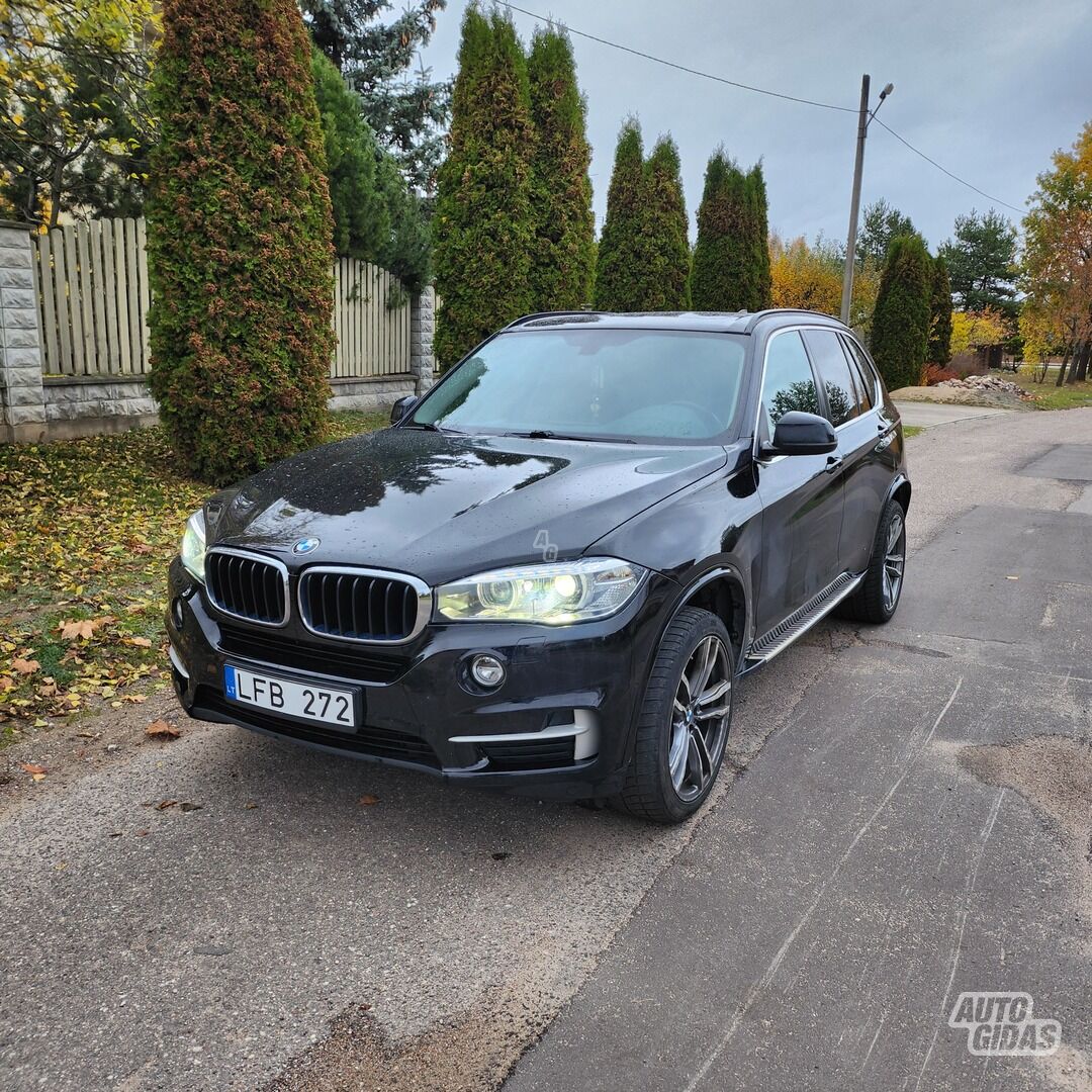 Bmw X5 2015 г Внедорожник / Кроссовер