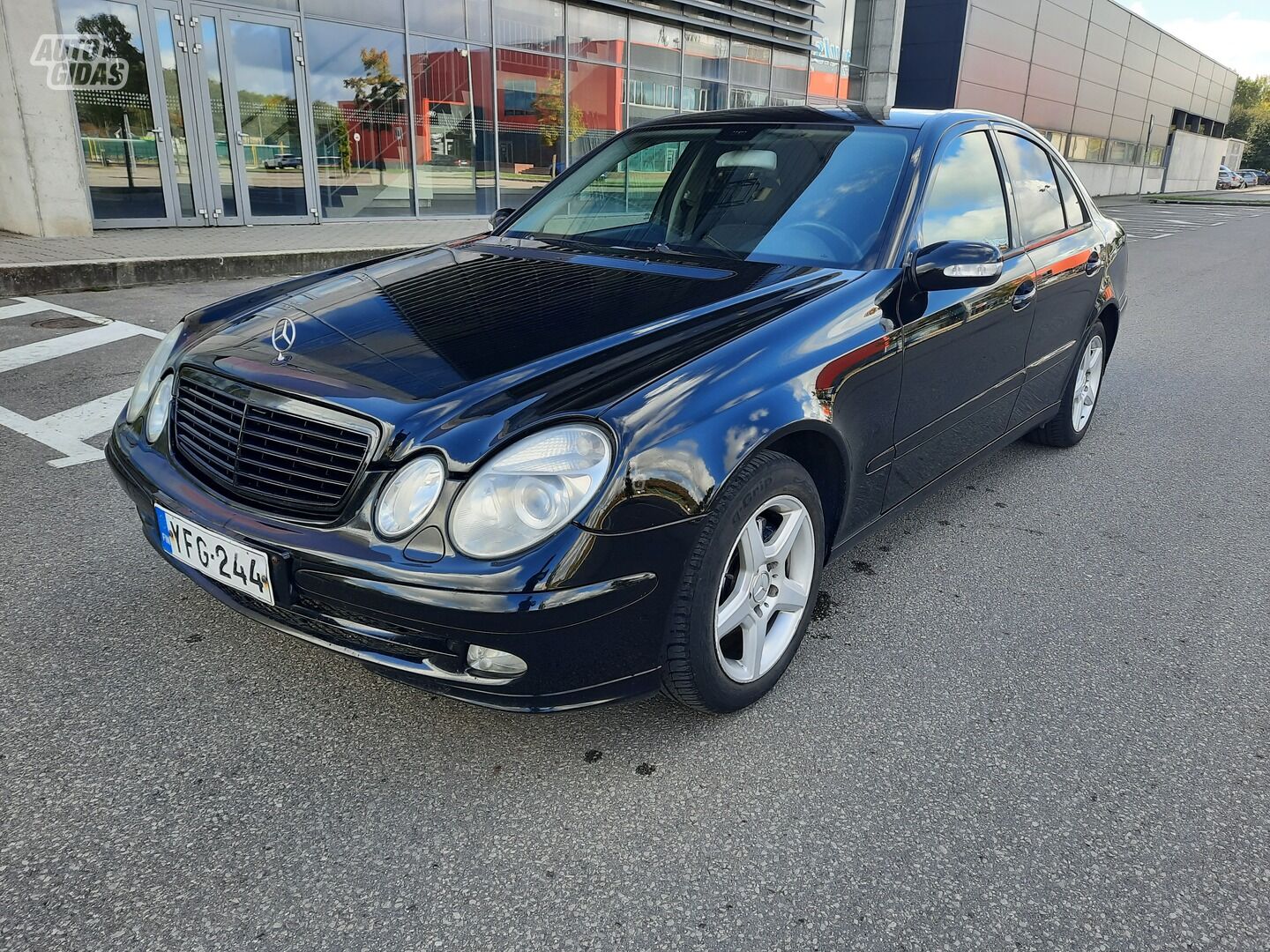 Mercedes-Benz E 220 2004 m Sedanas