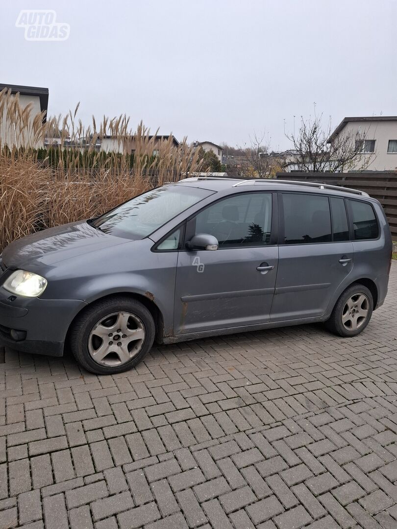 Volkswagen Touran 2005 г Минивэн