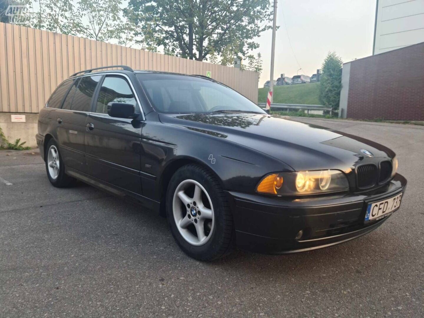 Bmw 525 E39 2003 y