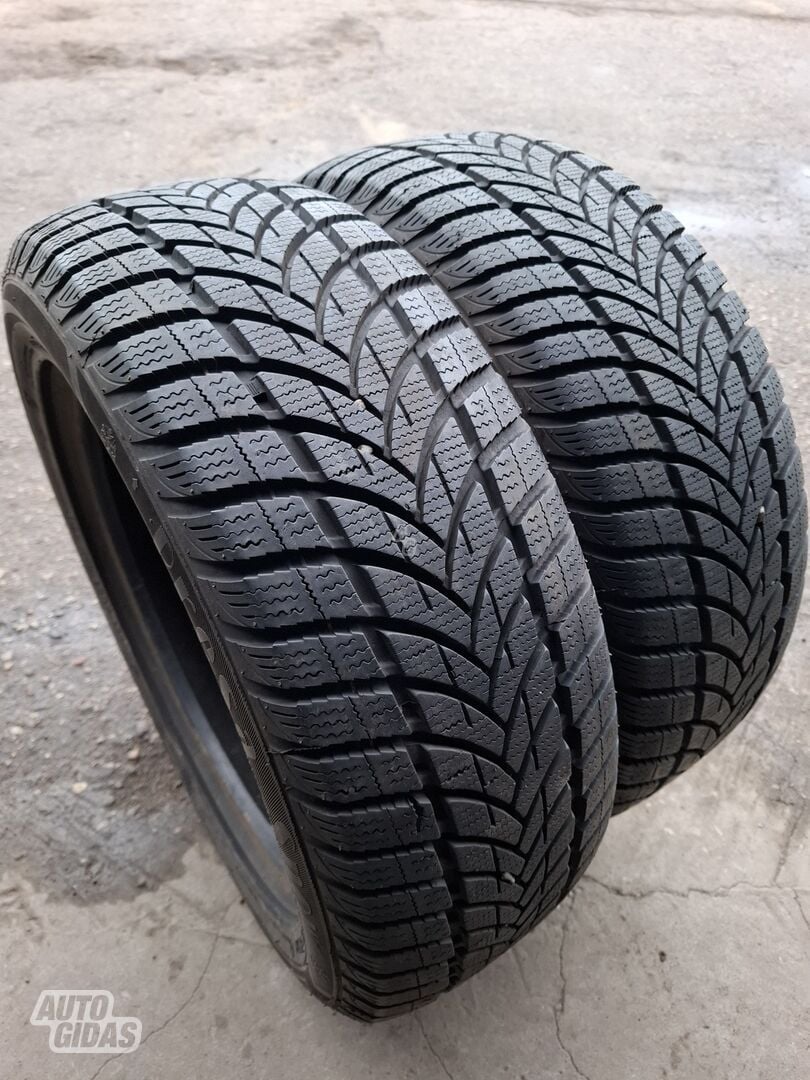 Maxxis R15 winter tyres passanger car