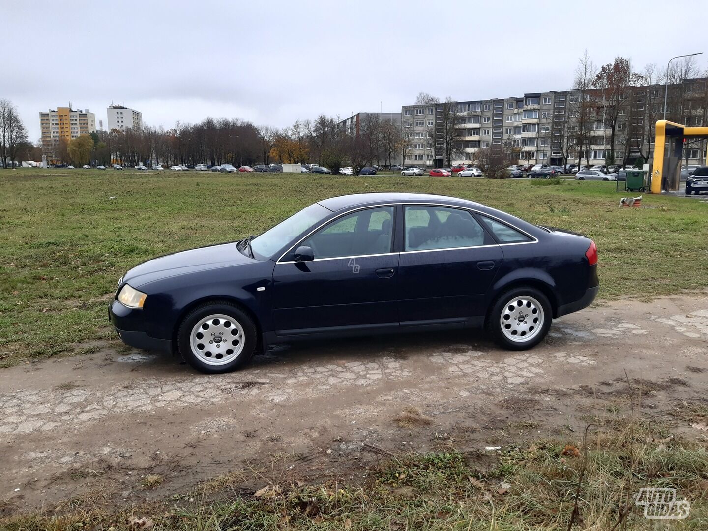 Audi A6 C5 2001 y