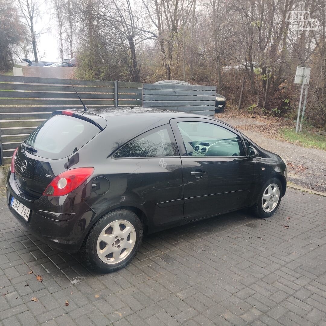 Opel Corsa 2007 y Hatchback