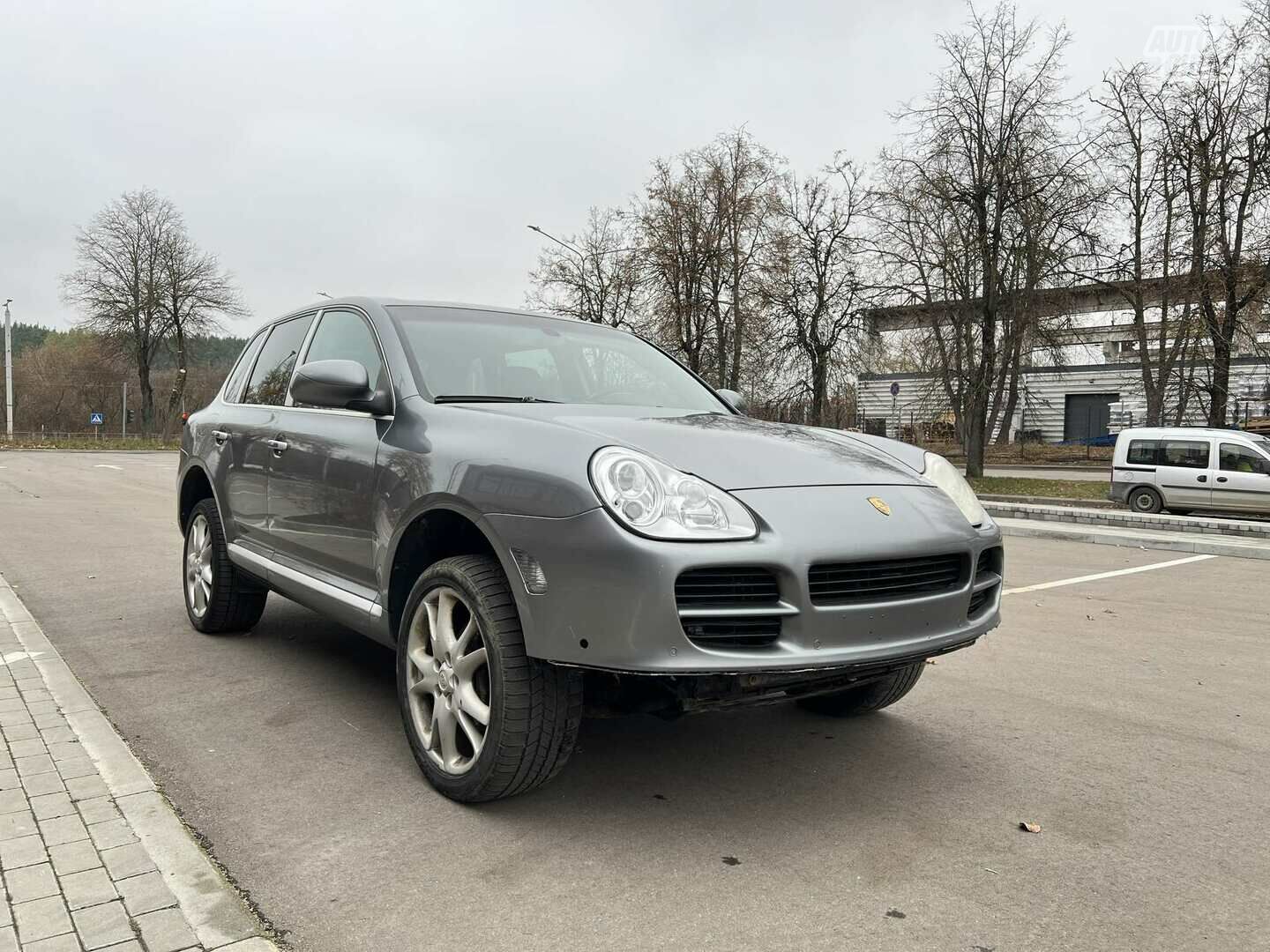 Porsche Cayenne 2004 y Off-road / Crossover