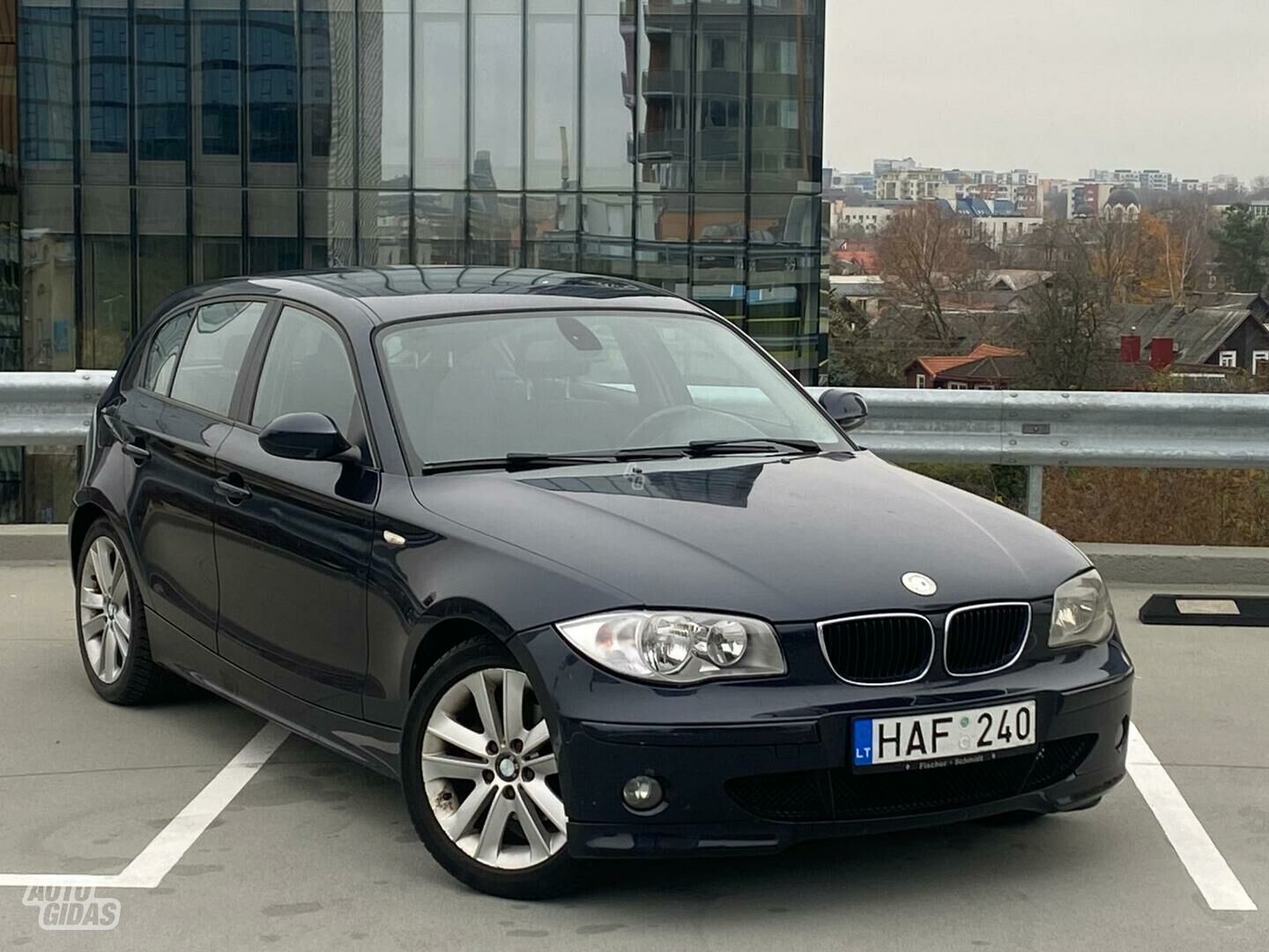 Bmw 120 E87 2005 г