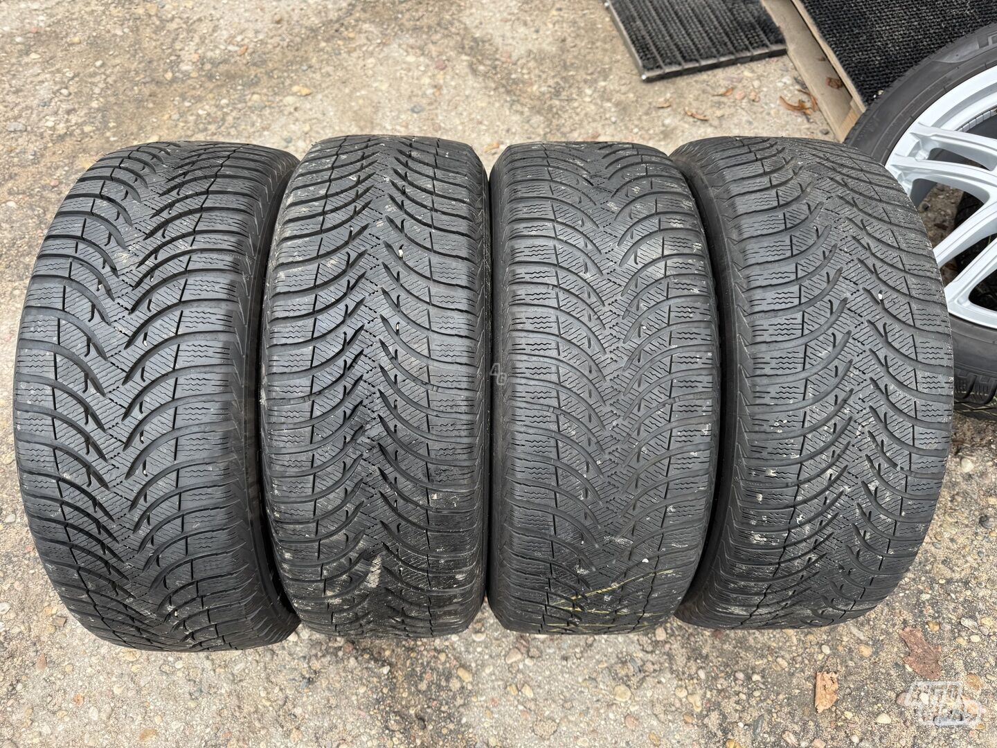 Michelin Siunciam, 4+7mm R16 winter tyres passanger car