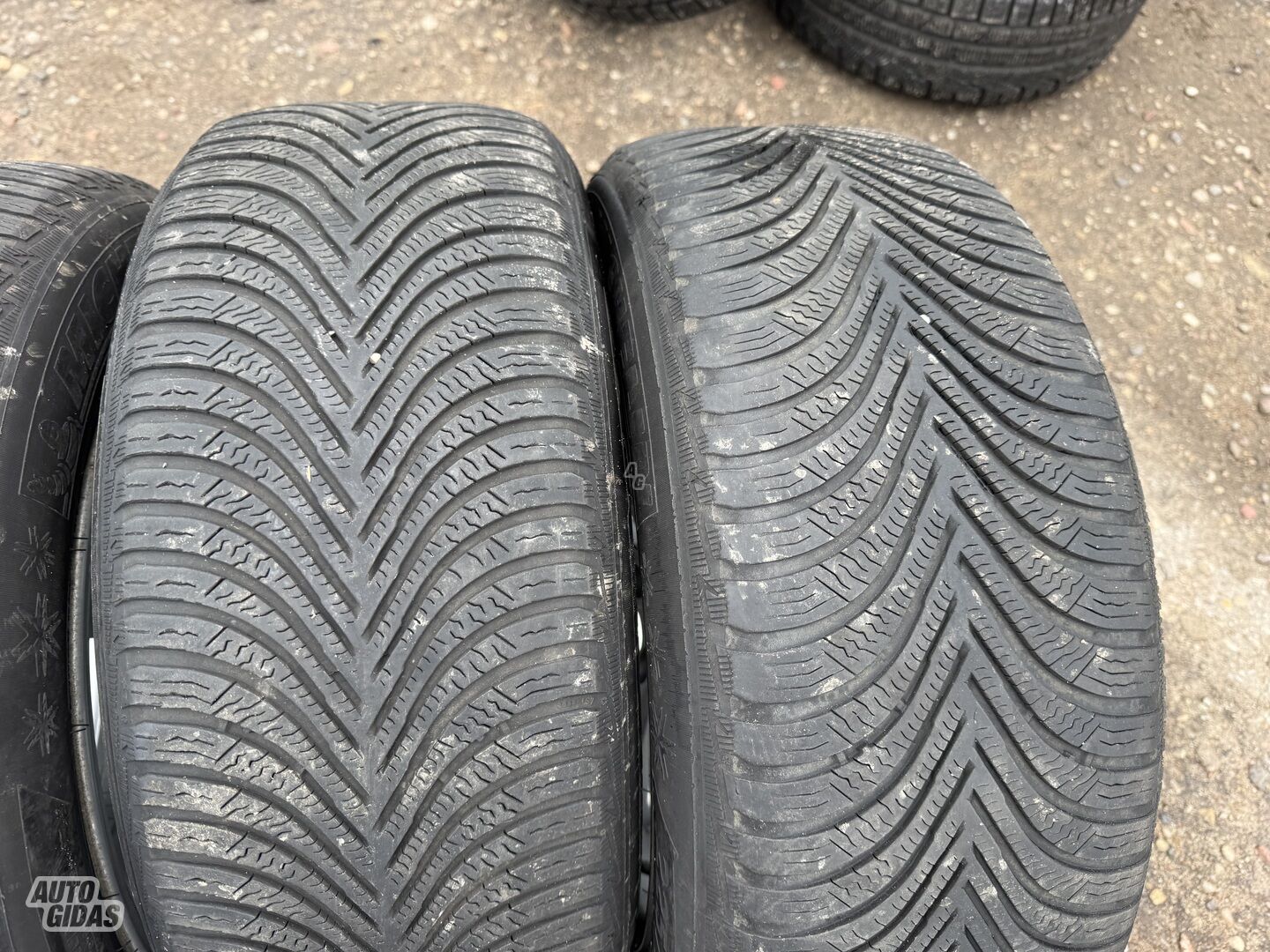 Michelin Siunciam, 4mm  R17 зимние шины для автомобилей