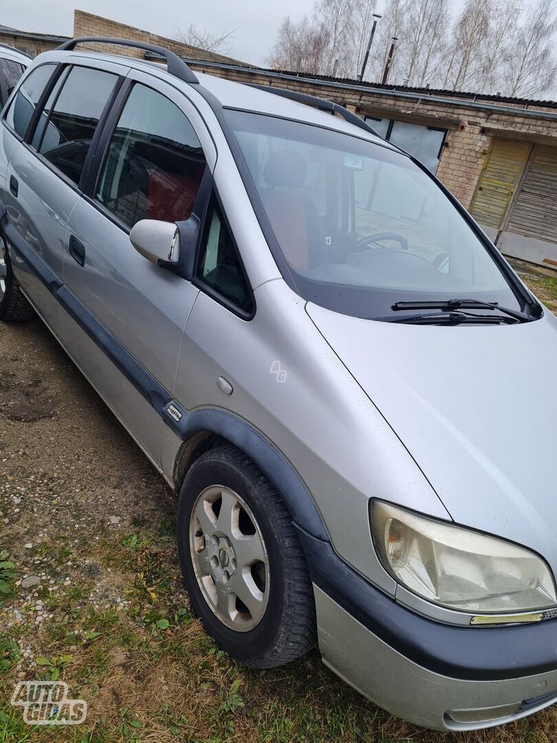 Opel Zafira A 2002 m