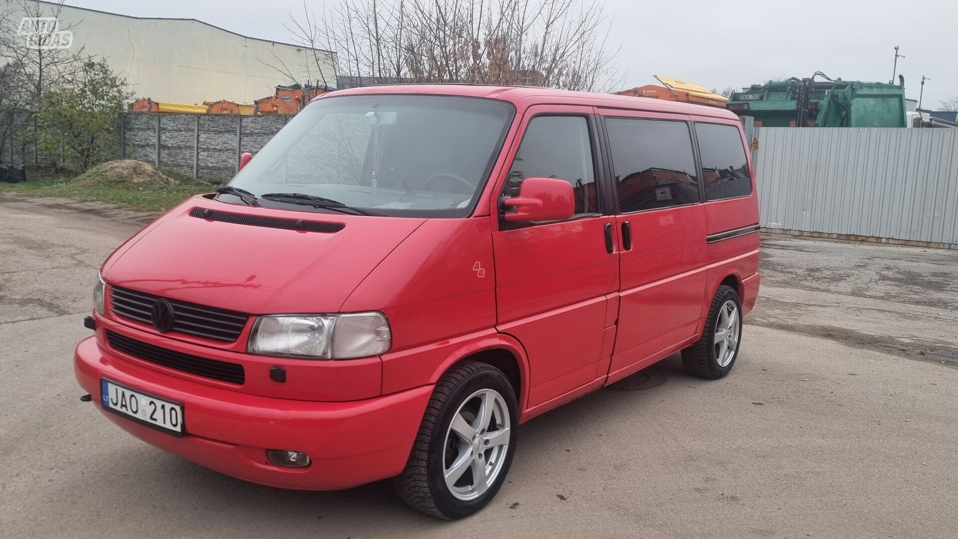 Volkswagen Caravelle T4 TDI 1998 г