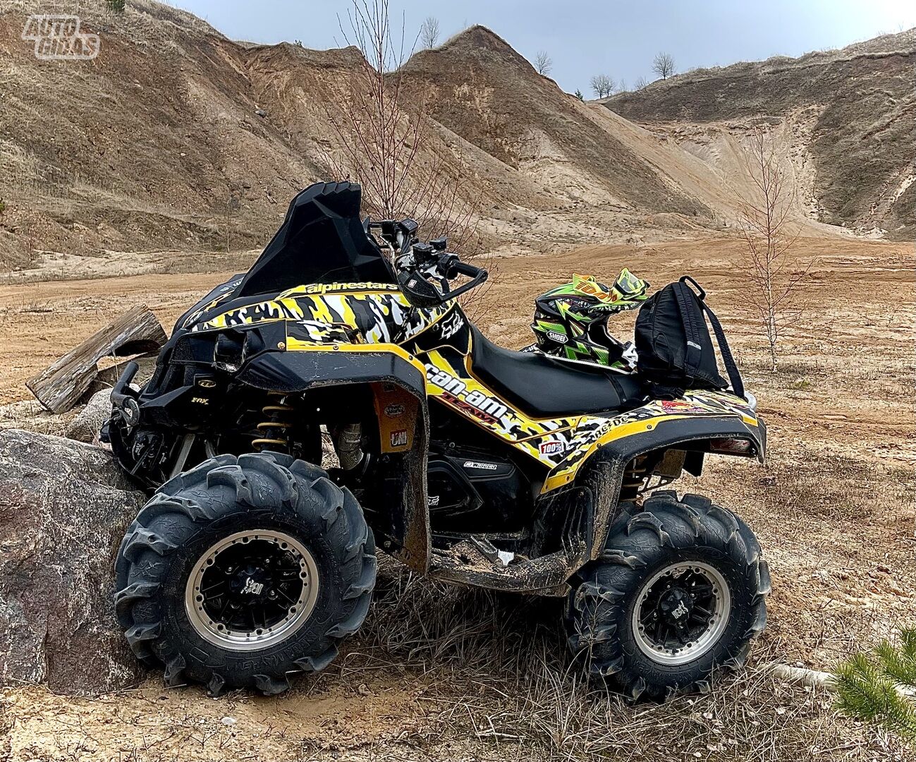 Can-Am Renegade 2008 y ATV motorcycle