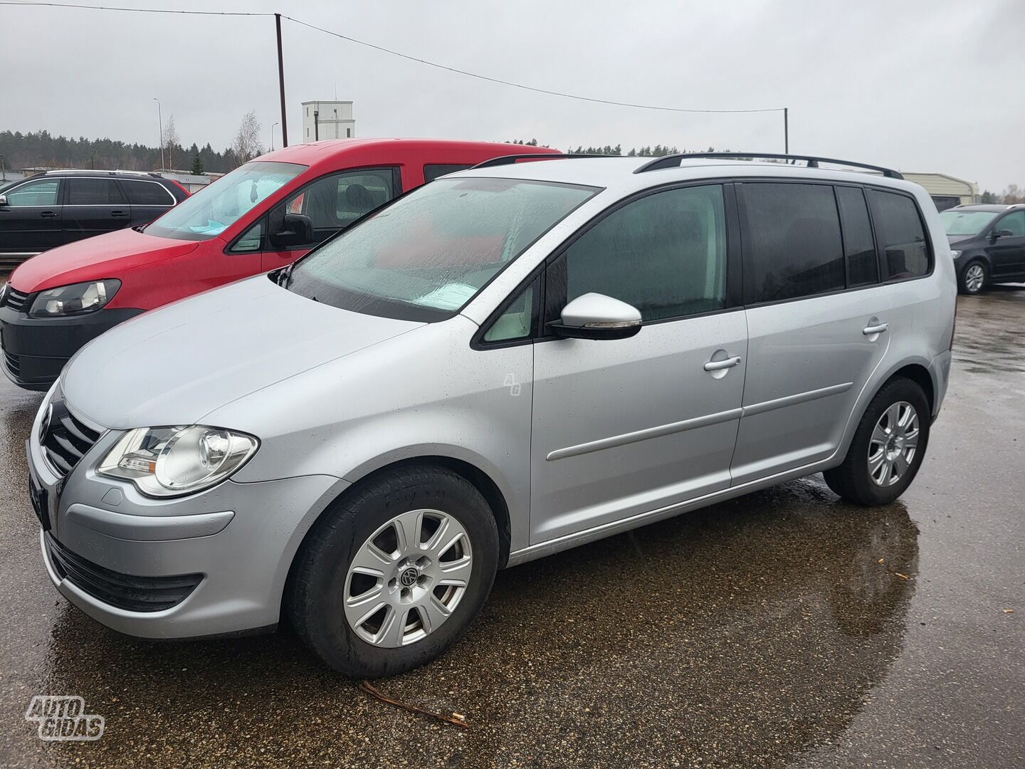 Volkswagen Touran I 2009 y