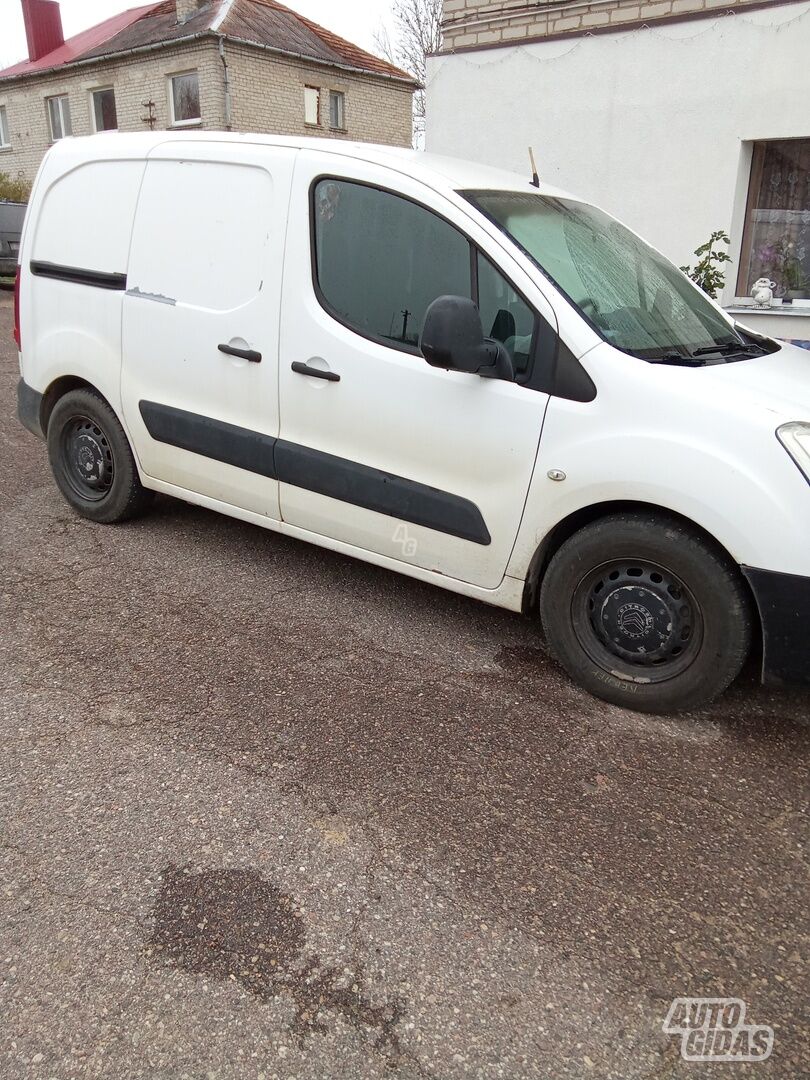 Citroen Berlingo 2011 y Combi minibus