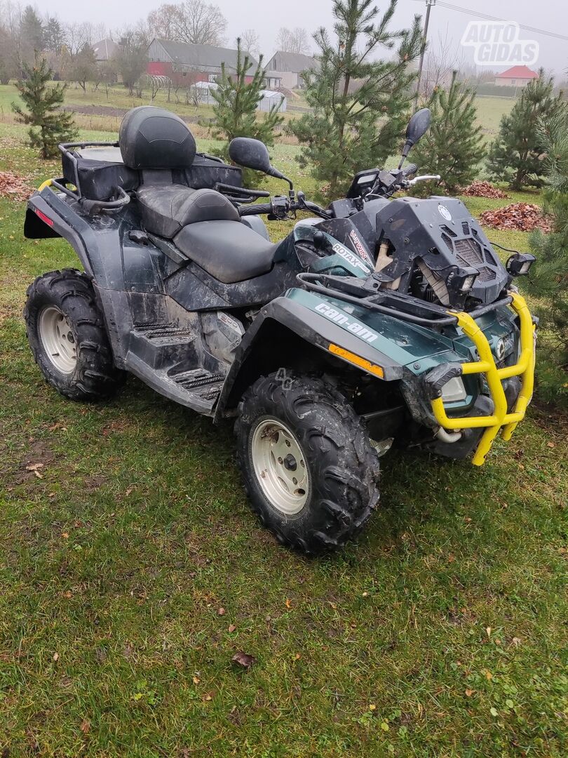 Can-Am Outlander Max 2009 y ATV motorcycle